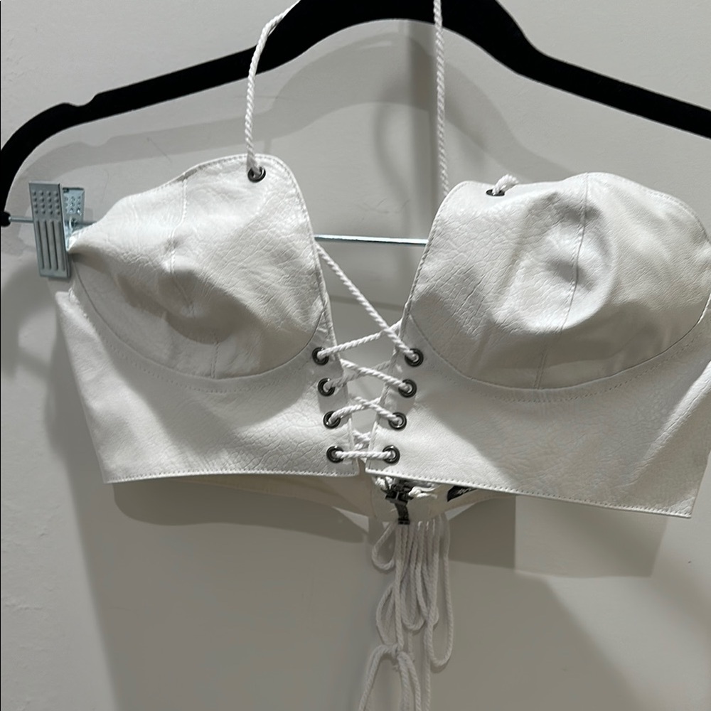 Darker Wavs REPLAY STRAPPY BUSTIER BRA - WHITE